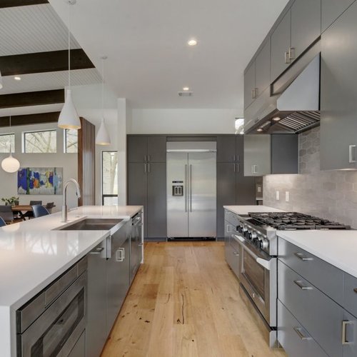 kitchen with hardwood floor Peoples Signature Flooring Austin Texas, 7.5 Inch Wide Wirebrush European White Oak Natural